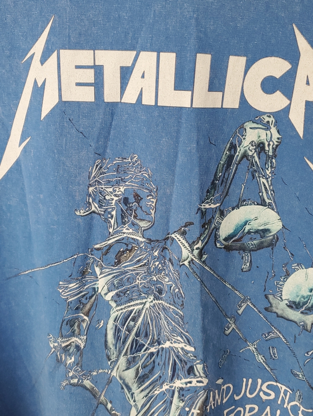 Metallica- Brand New Band Tee Soft 100% Cotton Sz.Large - Picture 2 of 4